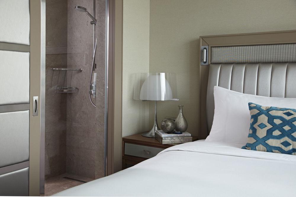 מלון Renaissance Polat Bosphorus 5*