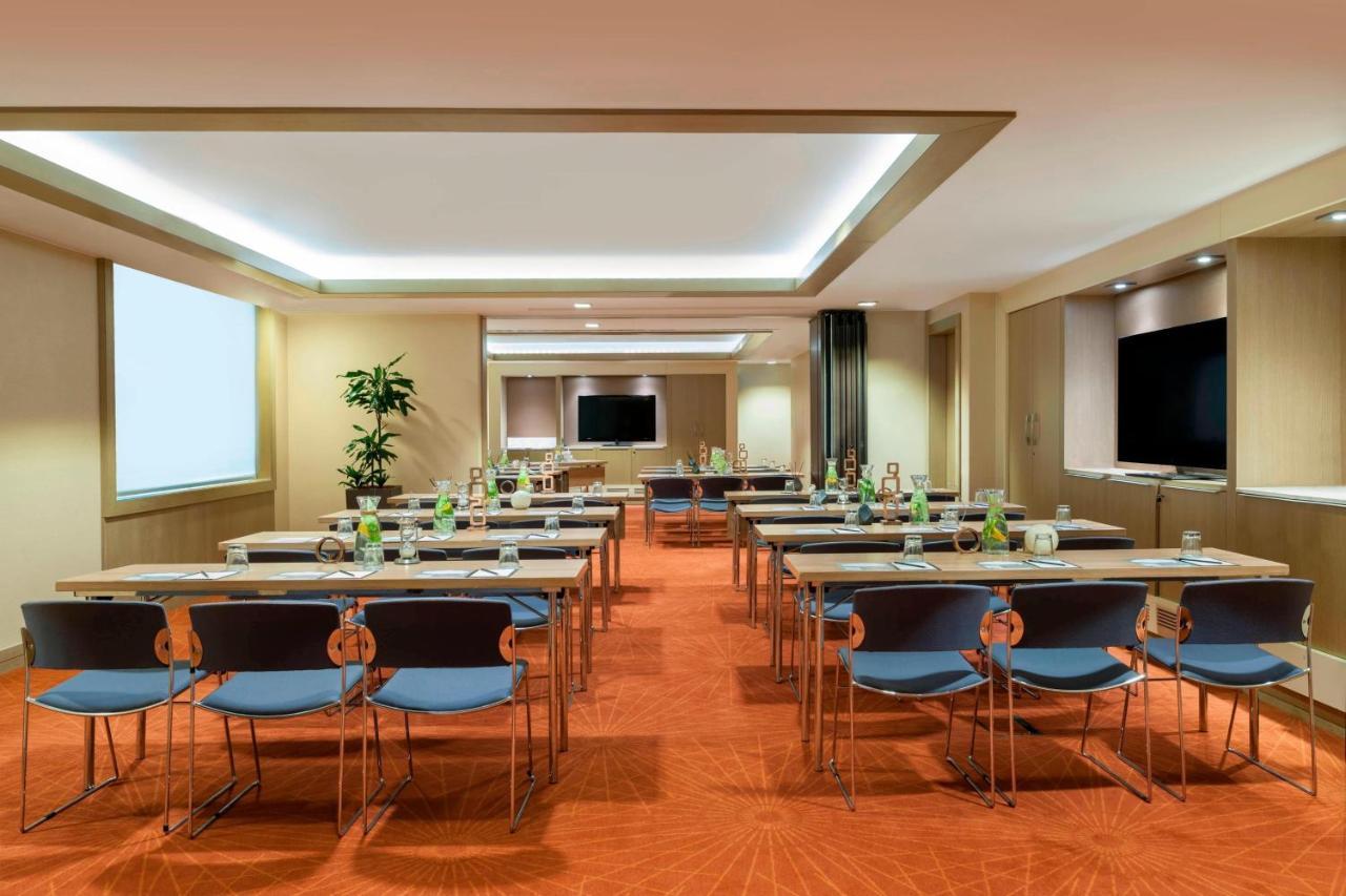 Renaissance Polat Bosphorus 5* Istanboel